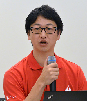 写真1：日本マイクロソフト クラウド＆エンタープライズビジネス本部 業務執行役員 本部長の浅野智氏