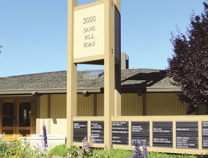 写真2　腕利きVCであるSequoia Capital は、Sand Hill Road 3000番地に入居している
