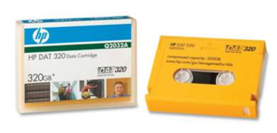 HP HEWLETT-PACKARD DDS SCSI DAT テープデッキ Hewlett Packard, External SCSI Tape Drive, SureStore DAT8