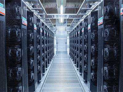 IDCフロンティア、GPU/HPCサーバーを高密度に集積可能な「高負荷