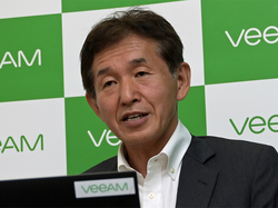 写真1：Veeam Softwareの特徴を説明する、ヴィーム・ソフトウェア執行役員社長の古舘正清氏