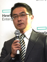 写真1:日本ヒューレット・パッカードでハイブリッドIT事業統括ハイブリッドIT製品統括本部カテゴリーマネージャーを務める諏訪英一郎氏