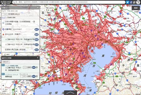 東京周辺の人口集中地区（地理院地図 http://www.gsi.go.jp/chizujoho/h27did.html）