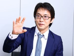 日本オラクル、製品戦略統括本部技術統括部ディレクターの佐藤 裕之 氏