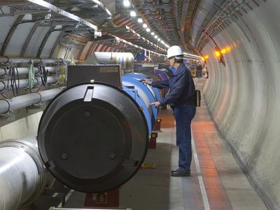 ミッションクリティカルに挑む Cernの大型ハドロン衝突型加速器にもたらした Ai予測の力 It Leaders